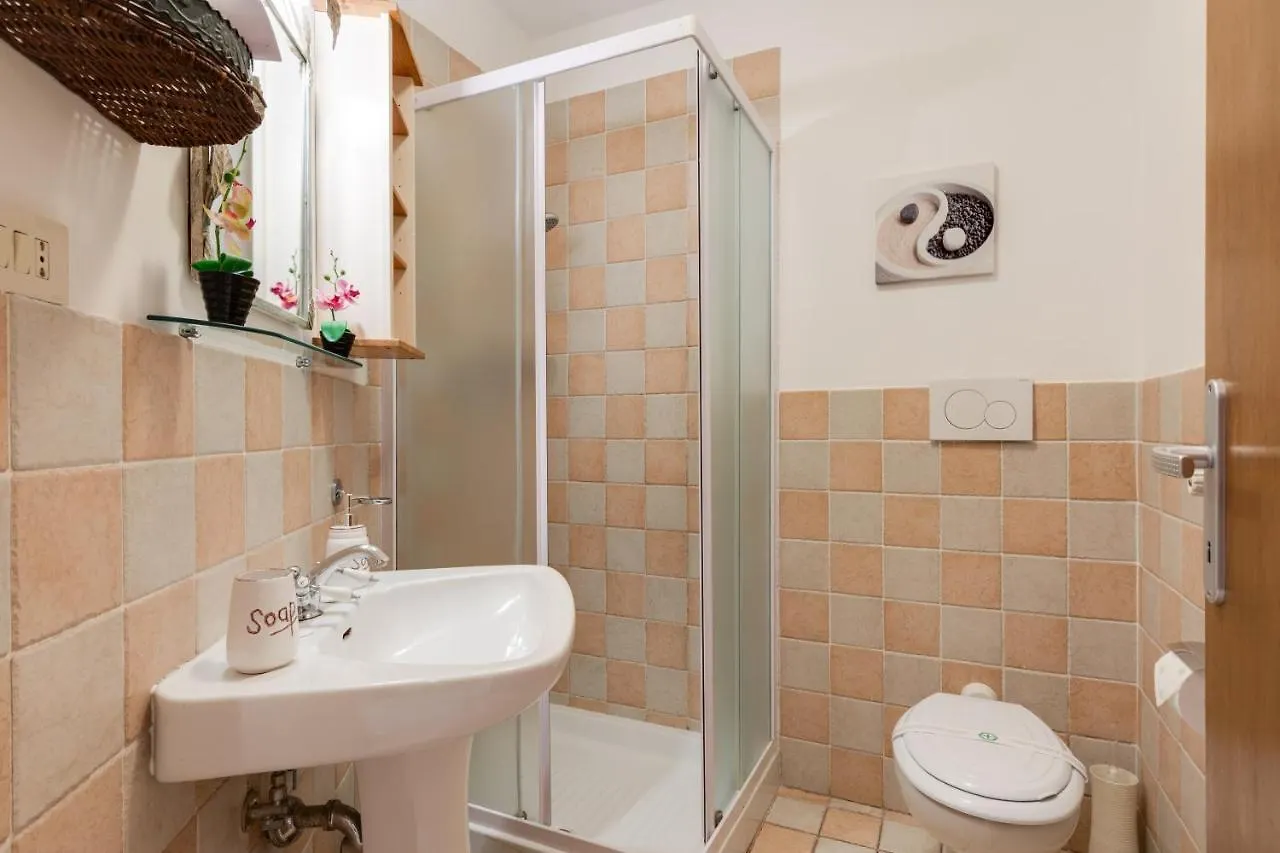 Apartment Trastevere In Love Rome